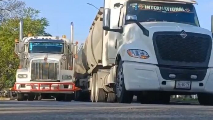 Bloqueo transportistas 24 nov