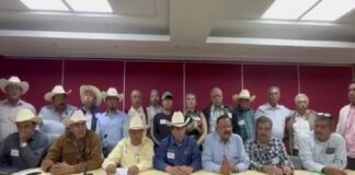 Agricultores y transportistas amenazan con cerrar carreteras durante tres días en México