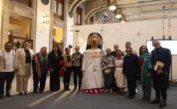 Presidenta Sheinbaum invita a conocer y discutir la figura de Malintzin.