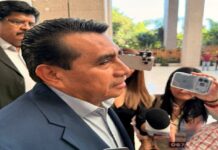 Esteban Bautista confirma exhorto a funcionarios para evitar porras y aplaudidores en comparecencias.