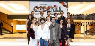 Estibalitz Ruiz regresa al teatro de Banderas pisando fuerte y con éxito .