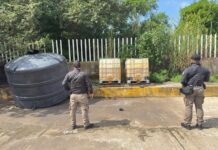 FGR asegura en Coatzacoalcos más de dos mil litros de hidrocarburo, 24 vehículos y un inmueble