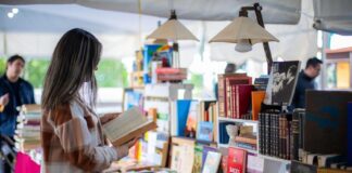 #Xalapa: Libros para todos en el Parque Juárez.