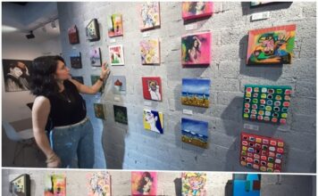 Obras pequeñas de gran riqueza se exhiben en Little People Gallery Shop .