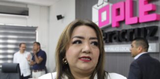 Cuatro asociaciones políticas renuncian a conformarse como partidos locales en Veracruz.