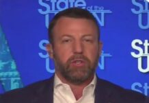 Estados Unidos ofrece salida a Nicolás Maduro en medio de tensión militar .