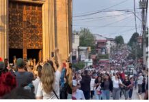 Reportan represión policial en Michoacán contra ciudadanos que exigen la renuncia del gobernador Ramírez Bedolla