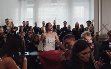 Rosalía se une a Björk y lanza “Berghain”, un adelanto de su próximo álbum “LUX”