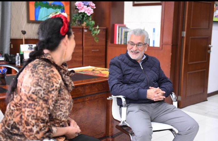 Screenshot_20251106_222308_com.whatsapp_edit_1220590692815314