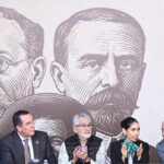 Asiste Alberto Islas Reyes a desfile de la Revolución Mexicana.