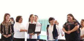 Gobierno de México busca entregar títulos de propiedad a 150 mil mujeres del campo