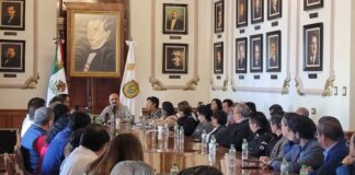 Gobierno de Veracruz cancela reforma a la Ley Estatal del Servicio Civil; sindicatos celebran decisión.