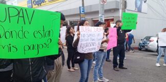 Denuncian que miles de alumnos de la UPAV fueron dados de baja sin previo aviso.