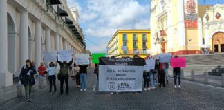 Alumnos de UPAV denuncian retraso en trámites de titulación; más de 100 afectados. solo en Xalapa.