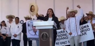 Grecia Quiroz encabeza megamarcha en Uruapan: “Tendrían que matarnos a todos para que esta lucha deje de caminar en las calles”