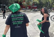 Nueva iniciativa busca despenalizar aborto a nivel federal en México.