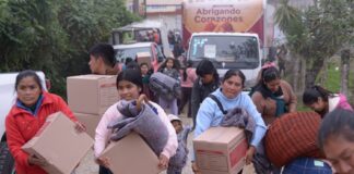 Familias de Calcahualco y Altotonga reciben cobijo y atención con Caravanas Abrigando Corazones
