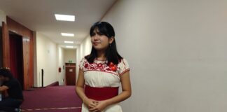 #16N: Joven veracruzana impulsa alfabetización digital y señala brechas de género en tecnología durante conferencia por 16 días de activismo.