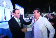 Asiste diputado Esteban Bautista a informe de labores en Boca del Río