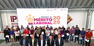 Reconoce IPE a su personal por desempeño, compromiso y vocación de servicio .