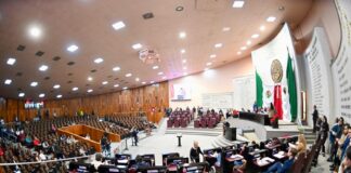 Elige Congreso de Veracruz a ganadora de la Medalla Adolfo Ruiz Cortines 2025 .