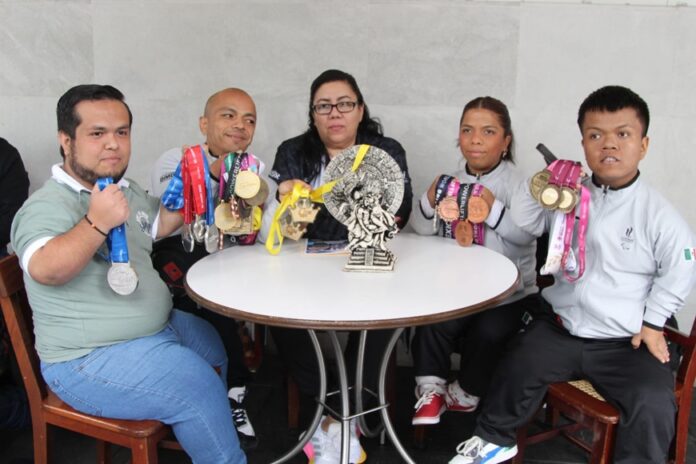 Mariela Ferrer Sánchez, atletas de parapowerlifting