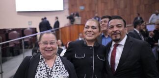 Gómez Cazarín felicita a Lisbeth Aurelia Jiménez Aguirre tras asumir como Fiscal de Veracruz