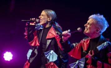 España se retira junto con cuatro países más de Eurovisión .