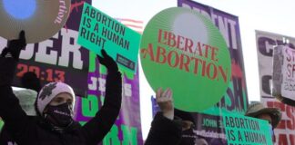 Detectan chatbots antiaborto en EUA. Mujeres en busca de información son dirigidas a ellos.