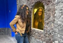 El mensaje que dejó Salma Hayek en el libro de visitas del Museo de Frida Kahlo.