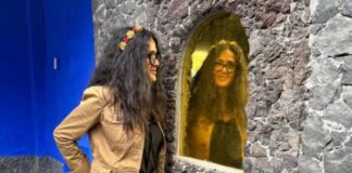 El mensaje que dejó Salma Hayek en el libro de visitas del Museo de Frida Kahlo.