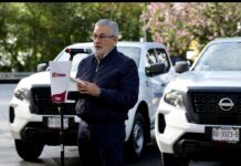 Entrega Alberto Islas más unidades vehiculares para brindar mejores servicios.