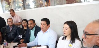 Sindicatos de educación tecnológica exigen pago inmediato de prestaciones.