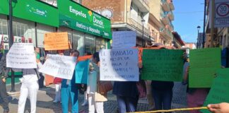 Trabajadores de la salud exigen condiciones laborales justas y equipo de protección en Xalapa.