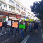 Docentes y alumnos de la UPAV protestan para denunciar adeudos salariales