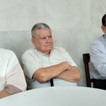 Vecinos de Urban Center acusan incumplimiento de autoridades por permanencia de tianguis