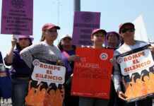 Trabajadora ¿Vives violencia laboral? Publican guía para saber cómo denunciar .