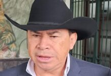 Alcalde de Huatusco gestiona ambulancias, patrullas y hospital de especialidades ante autoridades estatales.