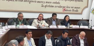 Cabildo de Xalapa trabaja ininterrumpidamente resolviendo y canalizando gestiones en el Día del Pueblo