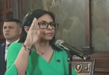 Delcy Rodríguez ordena la expulsión de diplomáticos franceses tras apoyo de Macron a invasión de Trump