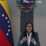 Delcy Rodríguez asume la presidencia encargada de Venezuela .