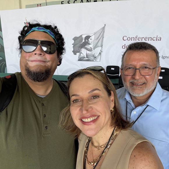 Elsbeth Lenz en la mañanera