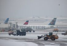 Tormenta invernal paraliza gran parte de Estados Unidos; 12 mil vuelos cancelados