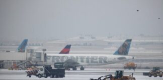 Tormenta invernal paraliza gran parte de Estados Unidos; 12 mil vuelos cancelados