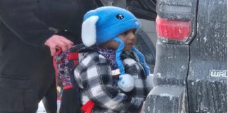 Detención de niño de cinco años por agentes migratorios sacude a Mineápolis.