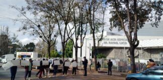 Trabajadores de limpieza de LEIH en hospitales denuncian impagos, precariedad e intimidaciones.