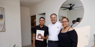 INFONAVIT entrega en Veracruz las primeras viviendas del Bienestar .