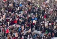 Miles de manifestantes salieron a las calles en Minneapolis para exigir la salida de ICE