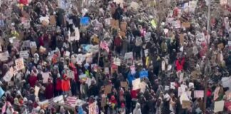 Miles de manifestantes salieron a las calles en Minneapolis para exigir la salida de ICE