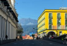 Saldo blanco en Xalapa durante la última noche del 2025.